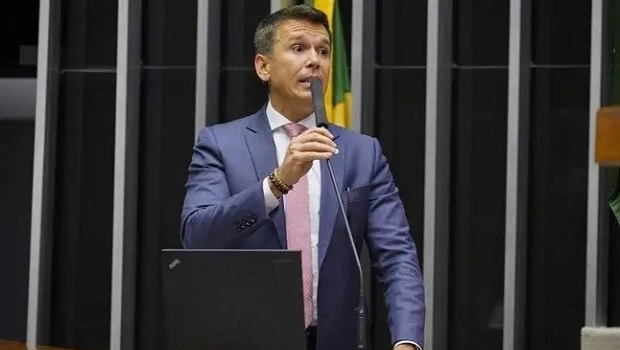 Bastidor da votação: Carreras faz concessões para aprovar e evangélicos confiam em veto de Bolsonaro