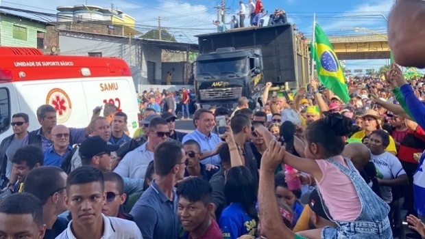 Bolsonaro volta a manifestar-se contra a liberação dos jogos de azar no Brasil ante evangélicos