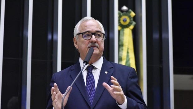 Brazilian deputy Pedro Westphalen defends gambling to finance nursing wage floor