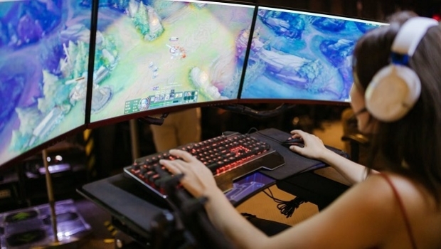 E-sports: lugar de mulher é nos games!