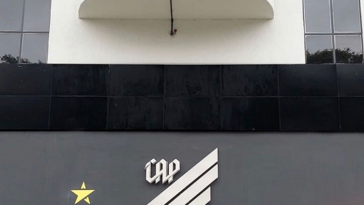 EstrelaBet reforça presença no Sul do Brasil e fecha contrato máster com o Athletico Paranaense