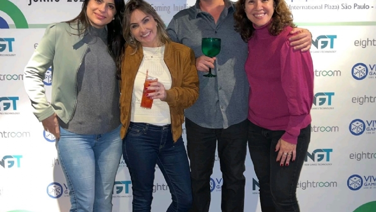 Galeria de fotos do primeiro dia da BiS 2022