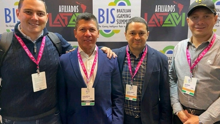 Galeria de fotos do primeiro dia da BiS 2022