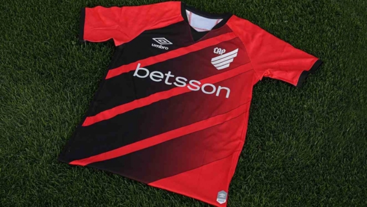 Athletico Paranaense estreia patrocínio máster da Betsson neste sábado para buscar A1 do Brasileirão