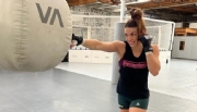 Betmotion renova e lança promoção com a lutadora Mackenzie Dern