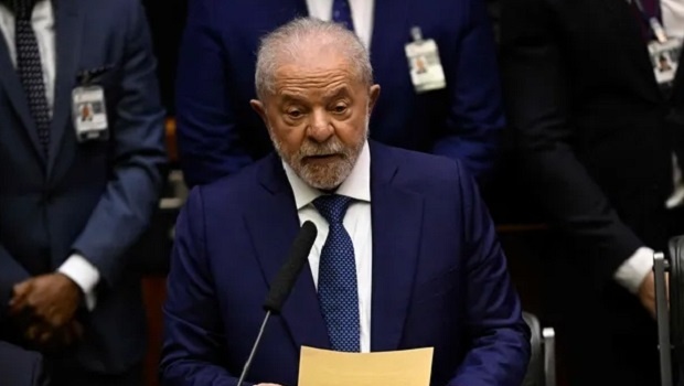 Veja aponta que legalização da indústria de apostas entra na pauta do novo governo Lula