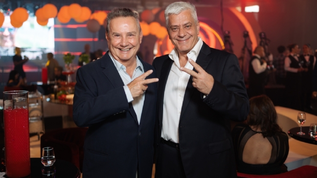 CMSL lança oficialmente nova Raspadinha® em festa triunfal com show, sorteio e DJ ao vivo