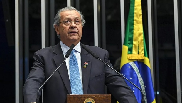 Senador Jayme Campos afirmou ser favorável à legalização dos jogos de azar no Brasil