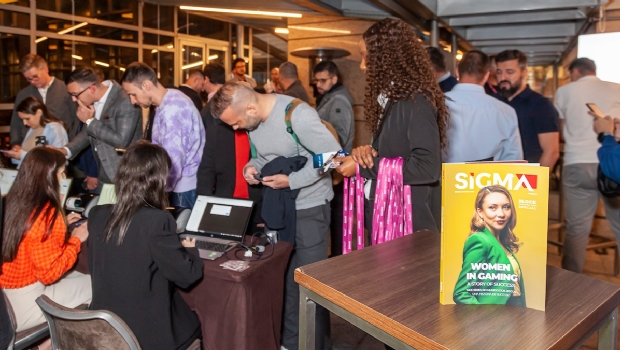 Photo Gallery: With a cocktail and accreditation, BiS SiGMA Americas officially opened its doors