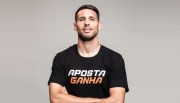 Aposta Ganha lança atacante Calleri como novo embaixador