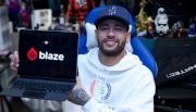 Neymar é acionado na Justiça por promover publicidade da Blaze