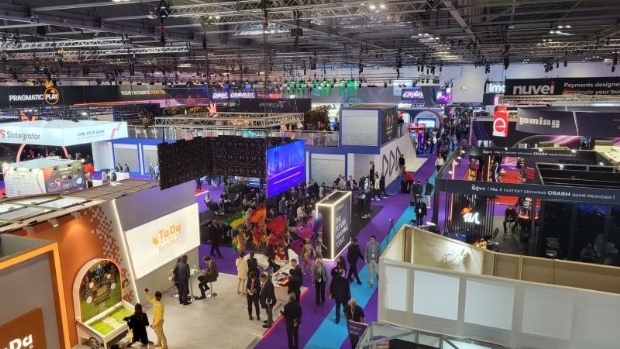 Galeria de Fotos: Os melhores momentos do dia 2 da ICE London 2024 em imagens