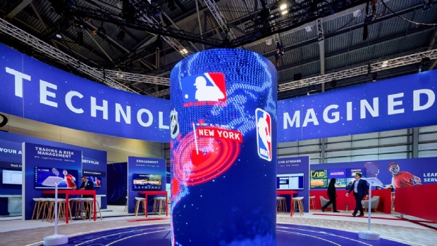 Galeria de Fotos: Os melhores momentos do dia 2 da ICE London 2024 em imagens