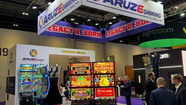 Galeria de Fotos: Os melhores momentos do dia 2 da ICE London 2024 em imagens