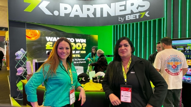 Galeria de Fotos: Os melhores momentos do dia 2 da ICE London 2024 em imagens