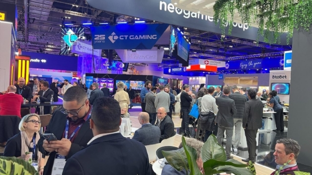 Galeria de Fotos: Os melhores momentos do dia 3 da ICE London 2024 em imagens