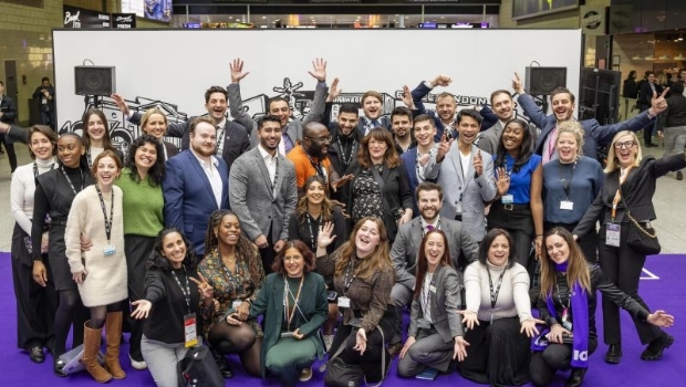 Galeria de Fotos: Os melhores momentos do dia 3 da ICE London 2024 em imagens