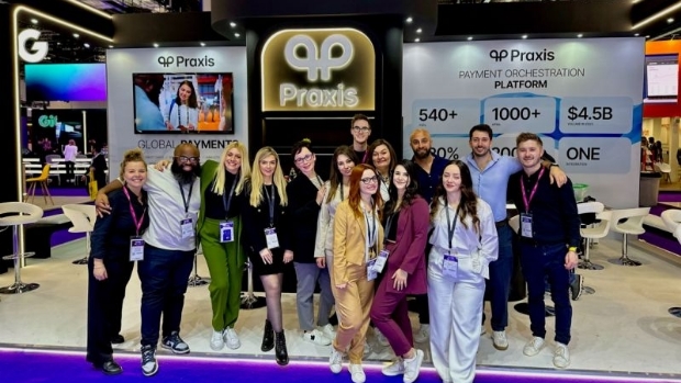 Galeria de Fotos: Os melhores momentos do dia 3 da ICE London 2024 em imagens