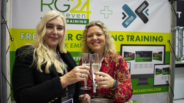 Galeria de Fotos: Os melhores momentos do dia 3 da ICE London 2024 em imagens