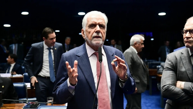 Government leader in Senate says that Planalto has no position on project that allows gambling