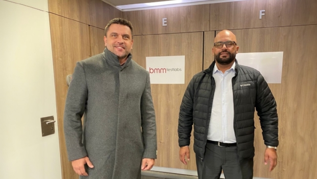 Missão da Lottopar na Espanha visita laboratório de certificação da BMM
