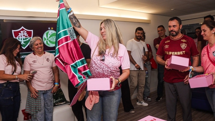 Superbet e Fluminense levam mulheres em tratamento e remissão de câncer de mama para ação especial