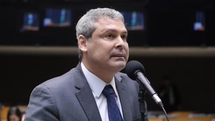 Em reação à derrota no IOF, Governo insiste e propõe aumentar taxação das bets de 12% para 24%