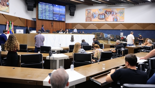 Câmara aprova projetos que limitam publicidade de casas de apostas online em Belo Horizonte