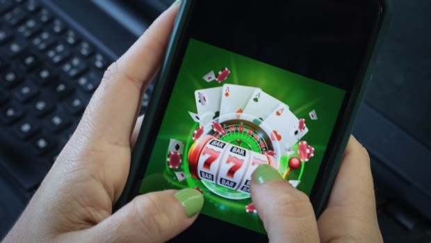 Pay4Fun aponta que bancos fecham 483 contas suspeitas de apostas ilegais no Brasil