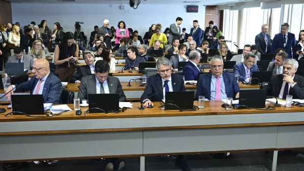 PL Antifacção que cria a CIDE-Bets passa na Comissão de Constituição e vai ao Plenário com urgência