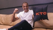 Pentacampeão Denílson é o novo embaixador da KTO no Brasil