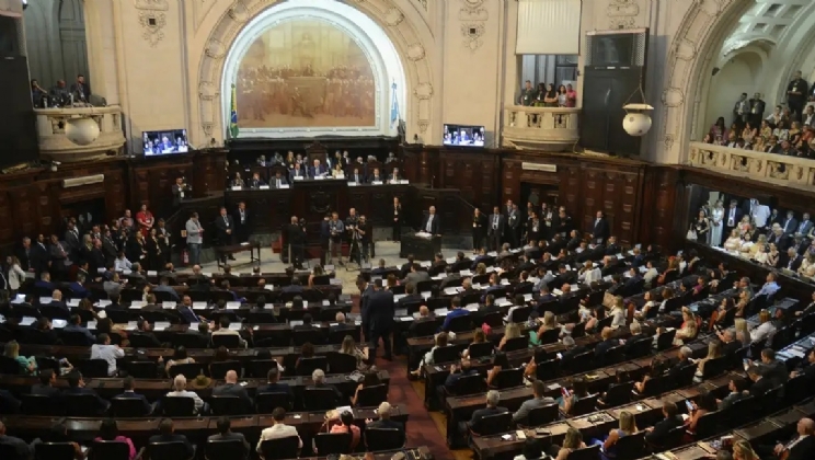 Assembleia Legislativa vota projeto que proíbe propaganda de bets em eventos esportivos no Rio