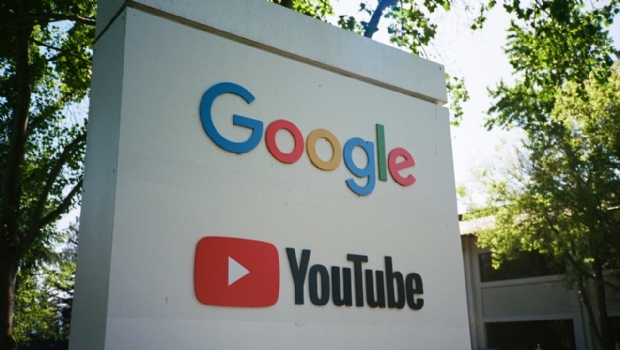 MPF abre investigação sobre anúncios de apostas online no YouTube