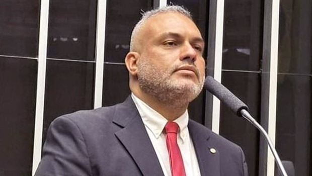 Deputado apresenta projeto para restringir a publicidade apostas esportivas e jogos online no Brasil