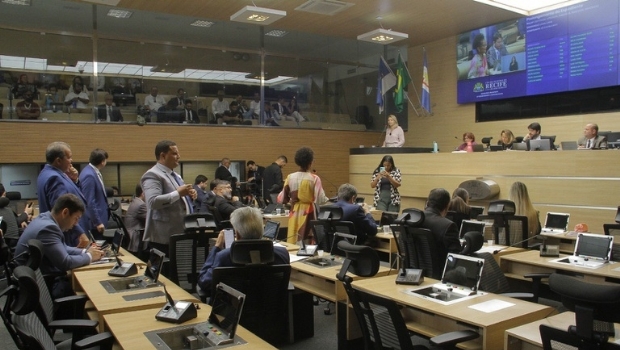 Câmara Municipal aprova projeto que reduz imposto das bets para 2% em Recife