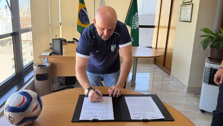 Lottopar e Federação Paranaense de Futebol de Salão firmam acordo para integridade esportiva