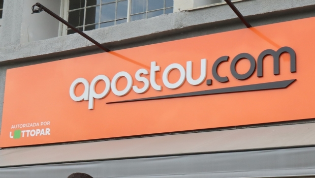 Apostadora de Curitiba ganha R$ 60 mil na Raspinha da concessionária Apostou