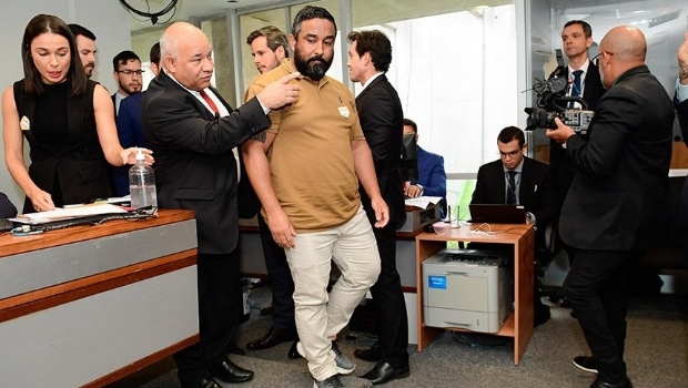 CPI das Bets prende empresário e sócio da Payflow sob acusação de falso testemunho