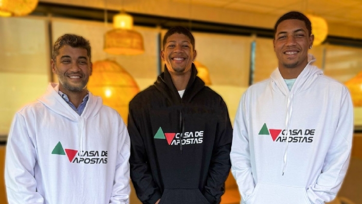 Casa de Apostas anuncia parceria com dupla sensação do Futevôlei: Ice Man e Índio