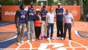 Betano e Giannis Antetokounmpo inauguram quadra de basquete de última geração no Leblon