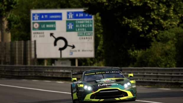 SOFTSWISS e Eduardo Barrichello dão mais um passo na estreia nas 24 Horas de Le Mans do FIA WEC 2025