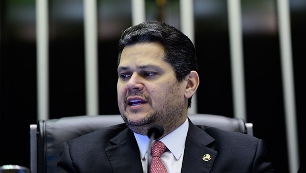 O Globo: Alcolumbre seeks to reach a deal to vote on land-based gambling bill in the coming weeks