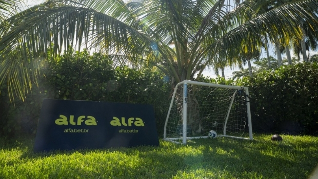 Alfa lança estratégia digital para o Mundial de Clubes com casa de conteúdo em Miami