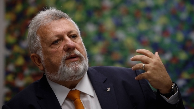 Presidente da Caixa estima arrecadar R$ 40 bi com inclusão das apostas esportivas no mix de jogos