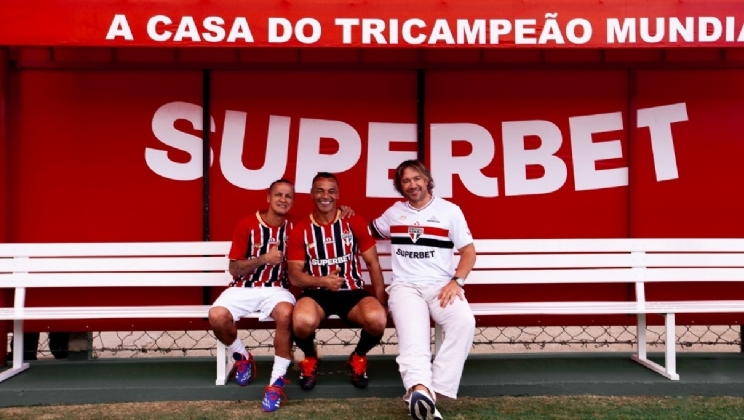Com jogo entre ídolos, SuperCT da Barra Funda marca nova fase entre Superbet e São Paulo FC
