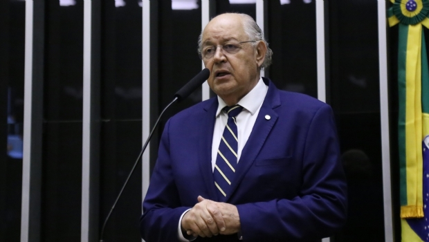 Deputado do Paraná apresenta projeto na Câmara para proibir apostas esportivas e jogos online