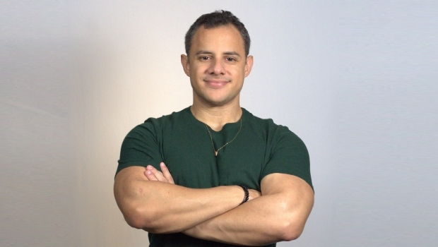 Daniel Fortune partners with Superbet reinforcing commitment to Responsible Gaming