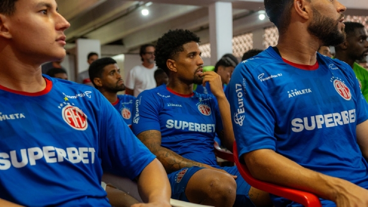 Superbet realiza workshops sobre match-fixing em parceria com a Sportradar para seus patrocinados