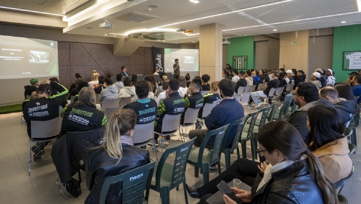 Stake Brasil e Juventude promovem workshop sobre integridade no esporte em parceria com Sportradar