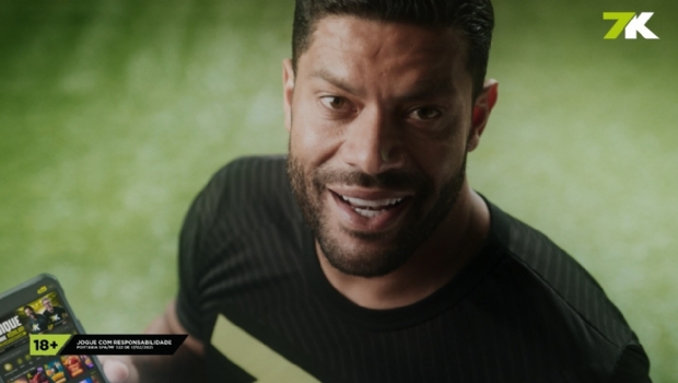 Com Hulk, Neto, André Henning e Simon, 7K lança campanha “Aqui não tem impedimento”